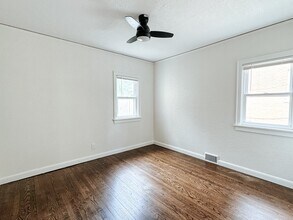 2331 N 54th St, Unit 2331 in Milwaukee, WI - Building Photo - Building Photo