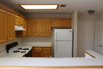 3128 Cedar Hill St in Denton, TX - Building Photo - Building Photo