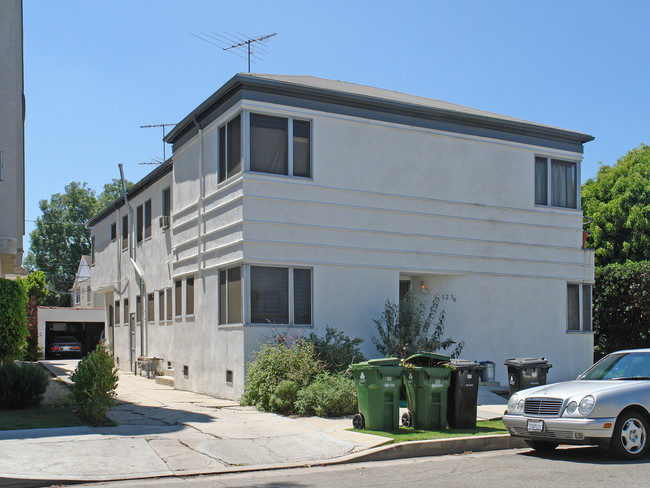 121 S Flores St in Los Angeles, CA - Building Photo - Building Photo