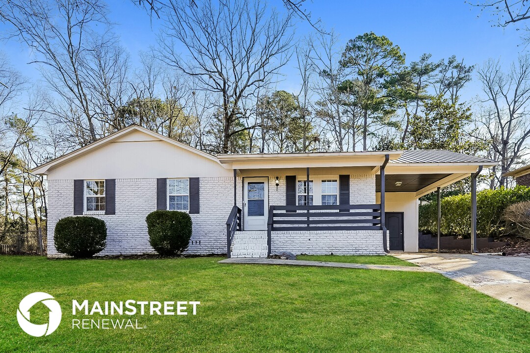 1405 Highland Dr in Birmingham, AL - Building Photo