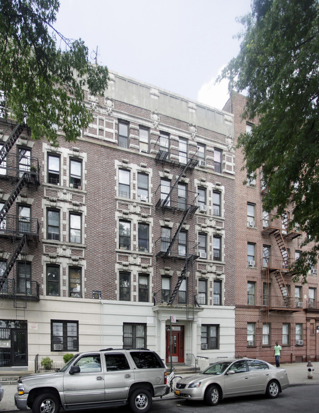 377 Edgecombe Ave in New York, NY - Foto de edificio - Building Photo