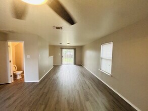 3822 Krie Trail in San Antonio, TX - Building Photo - Building Photo