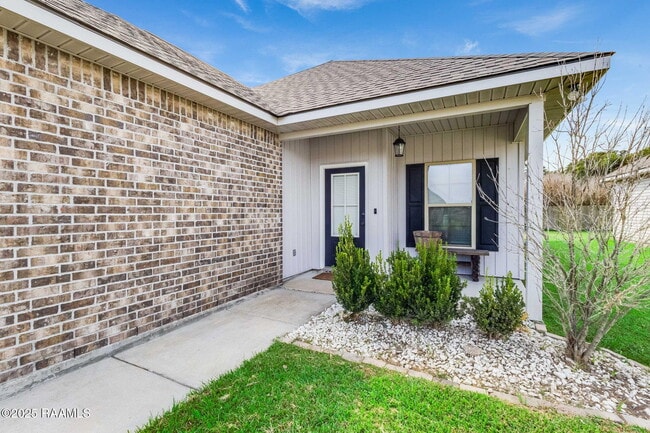 132 Springsteen Ln in Lafayette, LA - Building Photo - Building Photo