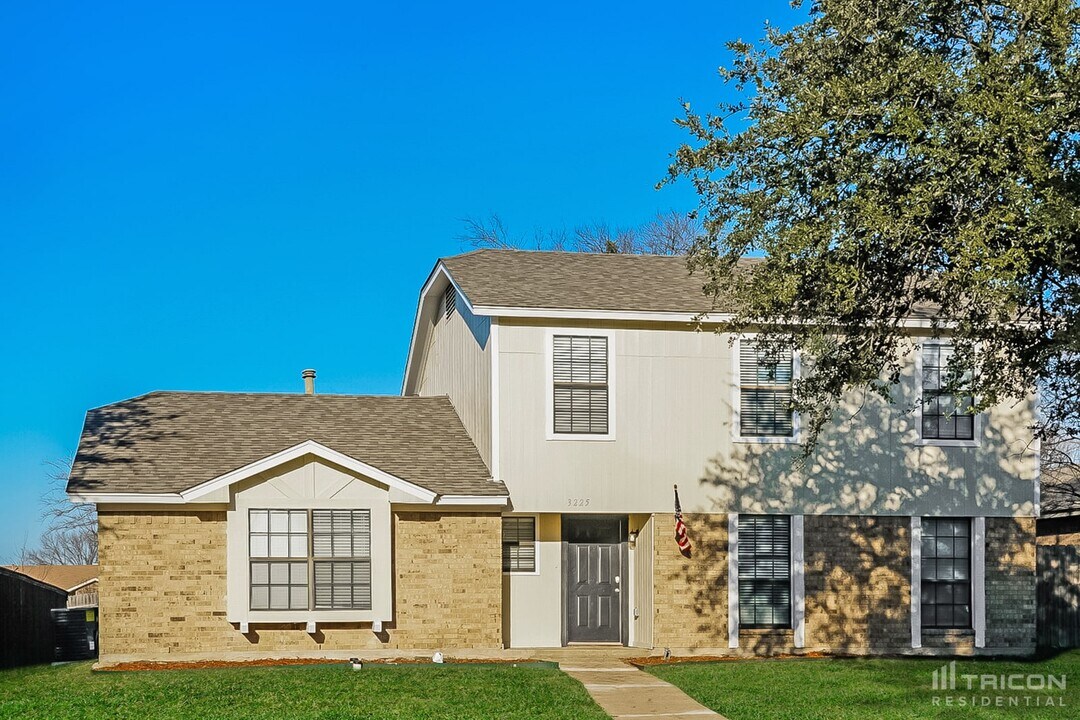 3225 Hastings St in Mesquite, TX - Building Photo