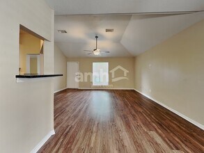 12406 Westwold Dr in Tomball, TX - Foto de edificio - Building Photo