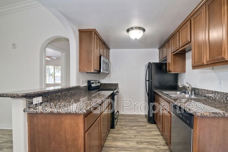 1949 Avenida Del Mexico in San Diego, CA - Building Photo