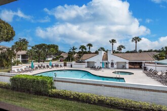 7485 Glendevon Ln in Delray Beach, FL - Building Photo - Building Photo