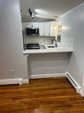 35 Davis St in Tyngsboro, MA - Building Photo - Building Photo