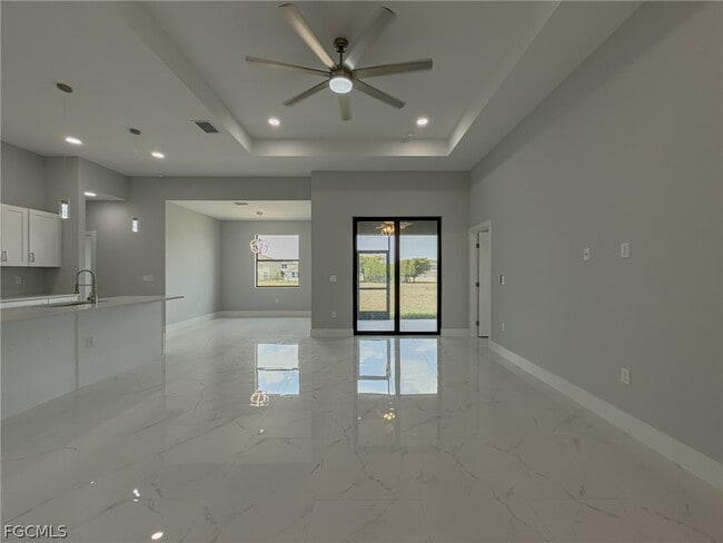 417 Paddock St in Lehigh Acres, FL - Building Photo - Building Photo