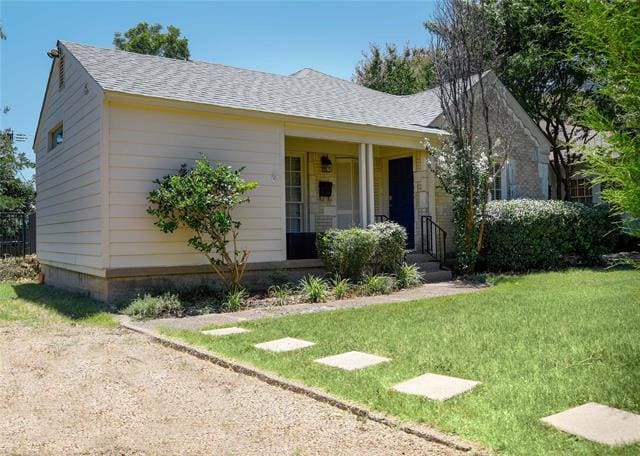 property at 5122 W Amherst Ave
