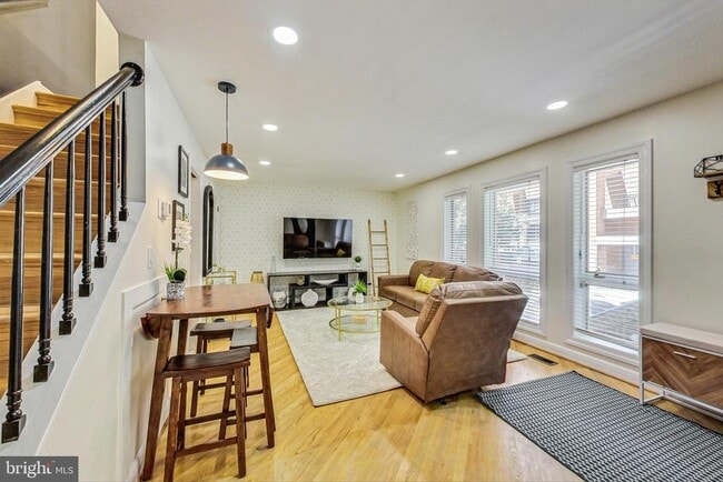 4814 Hampden Ln in Bethesda, MD - Building Photo - Building Photo