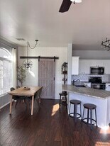 1350 S Greenfield Rd, Unit 1057 in Mesa, AZ - Building Photo