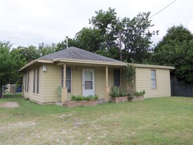 2617 Wheless Ln in Austin, TX - Building Photo