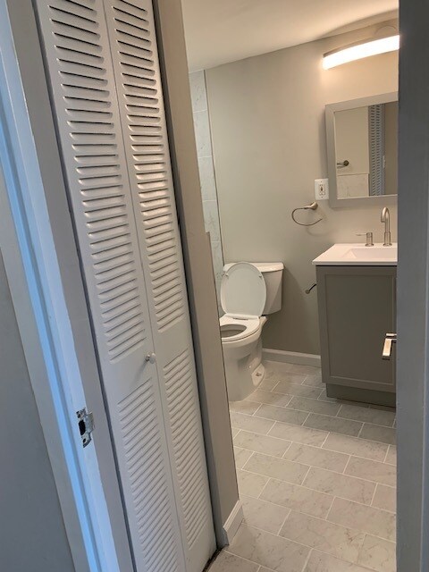 922 24th St NW, Unit #806 in Washington, DC - Building Photo - Building Photo