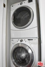 235 S Gale Dr in Beverly Hills, CA - Building Photo - Building Photo