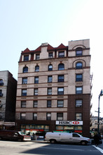 Summit Apartments in New York, NY - Building Photo - Building Photo