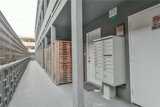 1114 6th St, Unit 3 in Santa Monica, CA - Building Photo - Building Photo