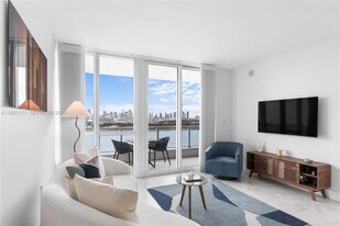 540 West Ave in Miami Beach, FL - Building Photo