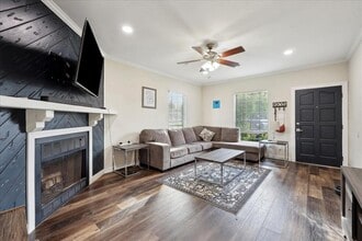 2017 Ave F in Nederland, TX - Building Photo - Building Photo