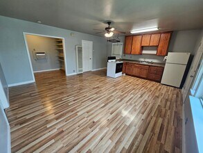 1221 Colusa St in Corning, CA - Building Photo - Building Photo