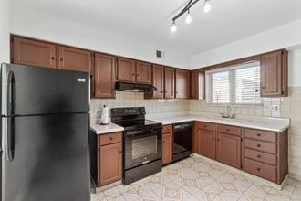 8423 W Gregory St in Chicago, IL - Building Photo - Building Photo