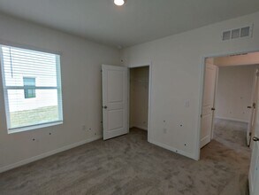 32618 Canyonlands Dr in Wesley Chapel, FL - Building Photo - Building Photo
