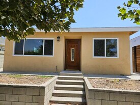 2314 Elmgrove St in Los Angeles, CA - Building Photo