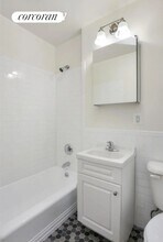 259 W 12th St in New York, NY - Building Photo - Building Photo