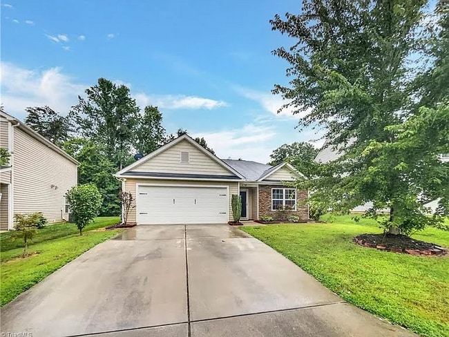 4830 Old Towne Village Cir in Winston-Salem, NC - Building Photo - Building Photo