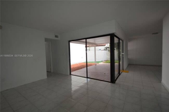 9711 NW 4th Ln in Miami, FL - Building Photo - Building Photo