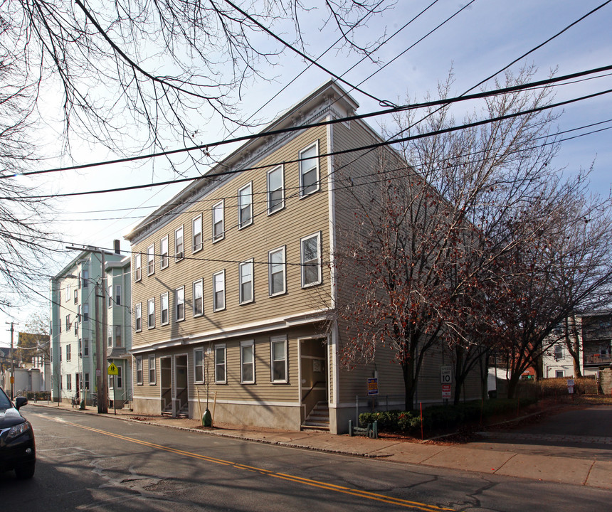 239-243 Columbia St in Cambridge, MA - Building Photo