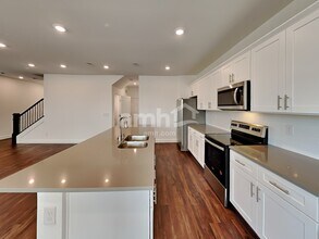 8879 Tiger Tooth Ave in Las Vegas, NV - Building Photo - Building Photo