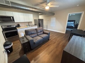 637 Washington St in Eden, NC - Building Photo - Building Photo