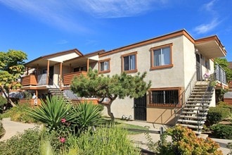 Terre at S Lincoln in El Cajon, CA - Building Photo - Building Photo