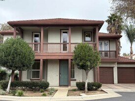 192 S Tranquilidad St in Mountain House, CA - Building Photo