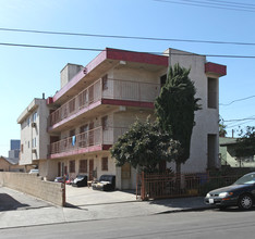 940 New Depot St in Los Angeles, CA - Building Photo - Building Photo