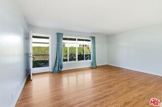 853 12th St in Santa Monica, CA - Building Photo - Building Photo