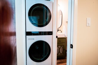 3232 Logan Pl, Unit 3232 Logan Place in Hapeville, GA - Building Photo - Building Photo