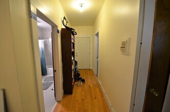 37 Brookline St, Unit 4A in Cambridge, MA - Foto de edificio - Building Photo