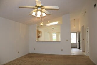 11202 Mikris Dr N in Jacksonville, FL - Building Photo - Building Photo