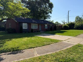 2005 Keeneland Blvd in Louisville, KY - Building Photo