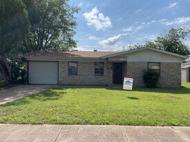 1214 Valentine St in Killeen, TX - Building Photo