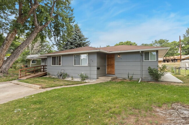 property at 1119 Winona Dr