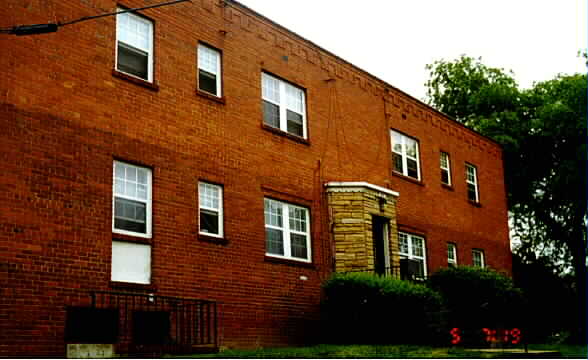 Arna Valley View Apartments in Arlington, VA - Building Photo