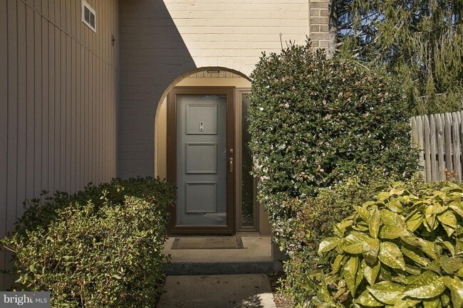 property at 19635 Brassie Pl