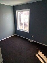 137 Naugatuck St in Hartford, CT - Building Photo - Building Photo