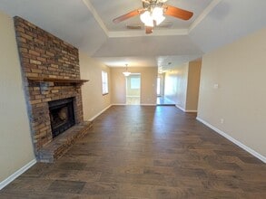 7945 Blue Bonnet St in Beaumont, TX - Building Photo - Building Photo