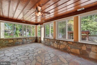 5109 Blue Ridge Ave in Annandale, VA - Building Photo - Building Photo