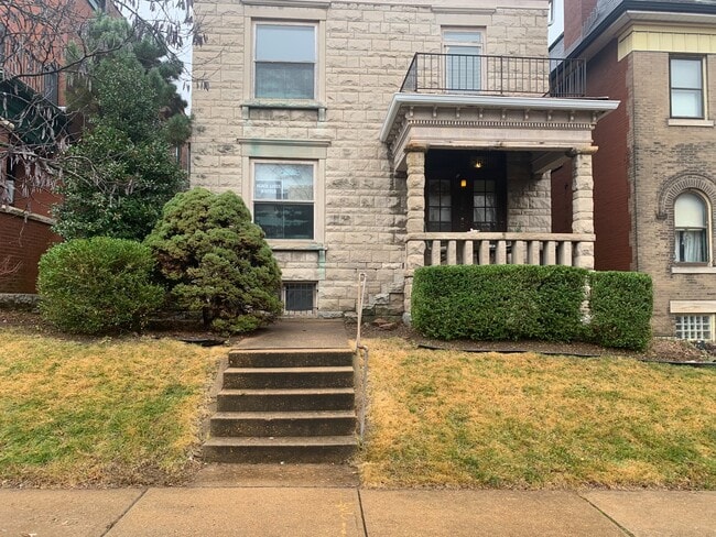 3808 Flad Ave, Unit B