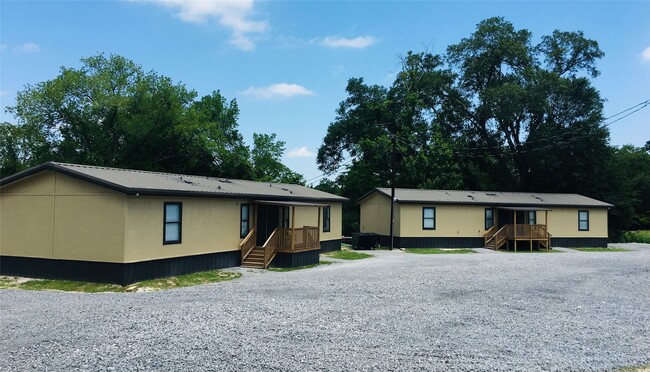 property at 2011 State Hwy 75 N